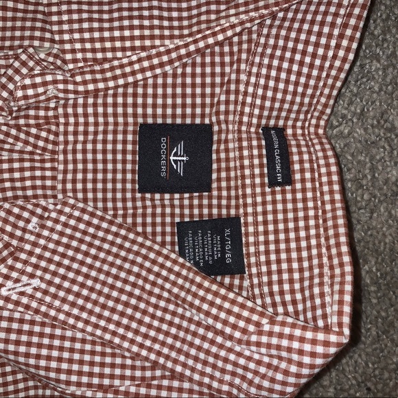 button down - Picture 2 of 2